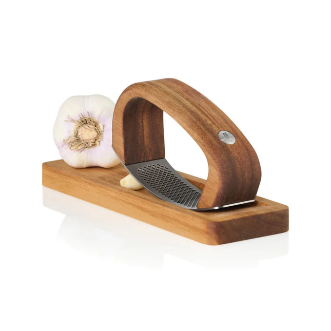 AdHoc RoccaAlio Garlic press with chopping board - hospitality