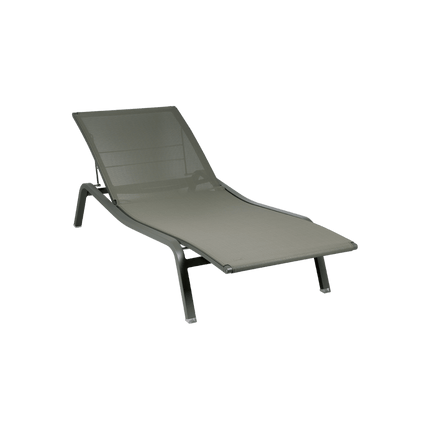 Alizé Stackable Pool Sun Lounger - CWDH