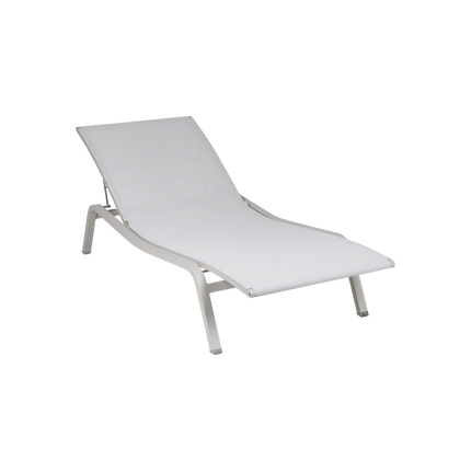Alizé Stackable Pool Sun Lounger - CWDH