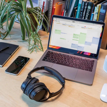 ANC wireless headphone - hospitality