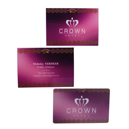 Anti-skimming RFID shield card with active jamming chip - hospitality
