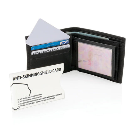 Anti-skimming RFID shield card with active jamming chip - hospitality