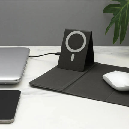 Artic Magnetic 10W wireless charging phone stand - hospitality