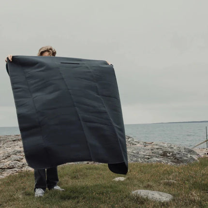 Baltimore RCS Picnic Blanket From The Baltimore Collection In Premium Wool Blend - hospitality