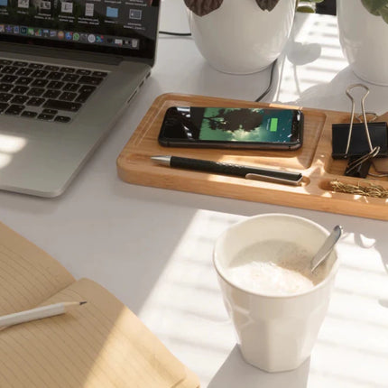 Bamboo desk organiser 10W wireless charger - hospitality