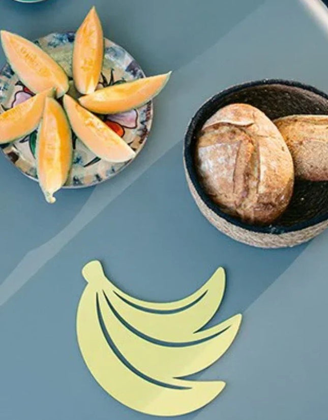 Banane Trivet 23 x 24.4 cm non slip pad - hospitality