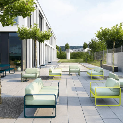  modern design for outdoor dining.Metal Table24575172754839ClayGreyWithout outdoor Cover