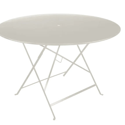  suitable for 4 to 5 diners