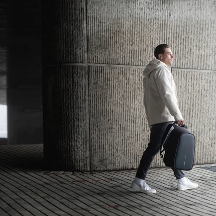 Bobby Hero Regular, Anti-theft backpack - hospitality