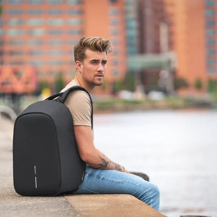 Bobby Hero Regular, Anti-theft backpack - hospitality