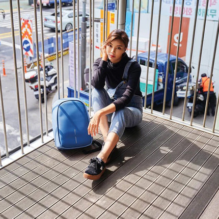 Bobby Hero Small, Anti-theft backpack - hospitality