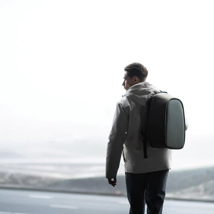 Bobby Hero Small, Anti-theft backpack - hospitality
