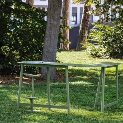 Bolder Stool - hospitality
