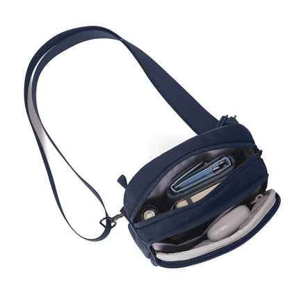 Boxy Sling - hospitality