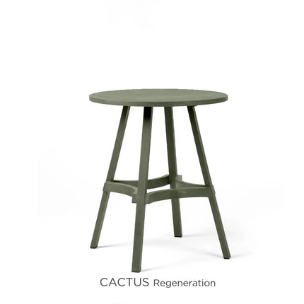  ideal for outdoor dining and gatherings.