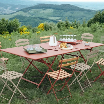 CARACTÈRE Table 128 x 128 cm Eight Seater - hospitality