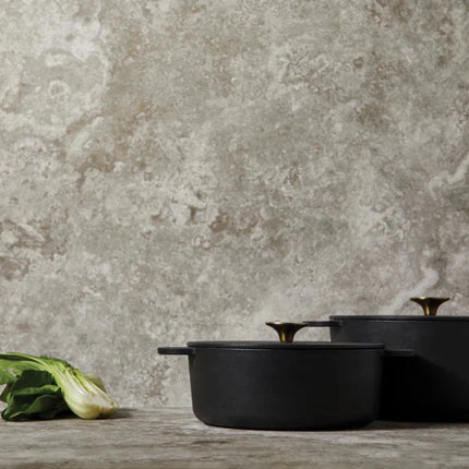 Cast iron pan large - hospitality