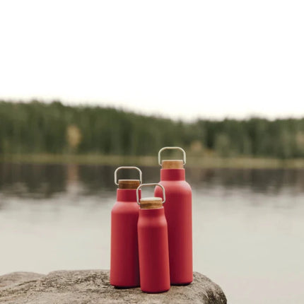 Ciro RCS Collection Recycled Stainless Steel Vacuum Bottle 580ml With Acacia Wood Lid And Metal Loop - hospitality