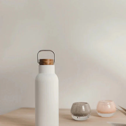 Ciro RCS Collection Recycled Stainless Steel Vacuum Bottle 580ml With Acacia Wood Lid And Metal Loop - hospitality