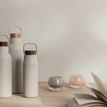 Ciro RCS Collection Recycled Stainless Steel Vacuum Bottle 580ml With Acacia Wood Lid And Metal Loop - hospitality