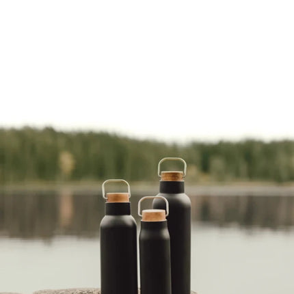 Ciro RCS Recycled Vacuum Bottle 300ml With Acacia Wood Lid RCS Collection Hand Finished Details - hospitality