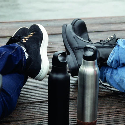 Cork leakproof vacuum flask - hospitality