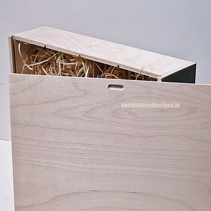 Natural sliding lid 4-bottle gift box with wood wool interior by Custom Wood Designs