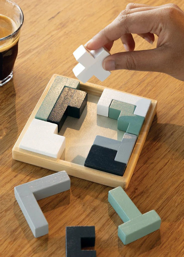 Cree wooden puzzle - hospitality