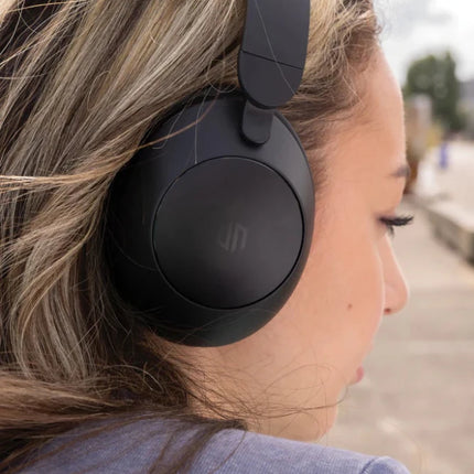 Cupertino RCS rplastic ANC headphone - hospitality