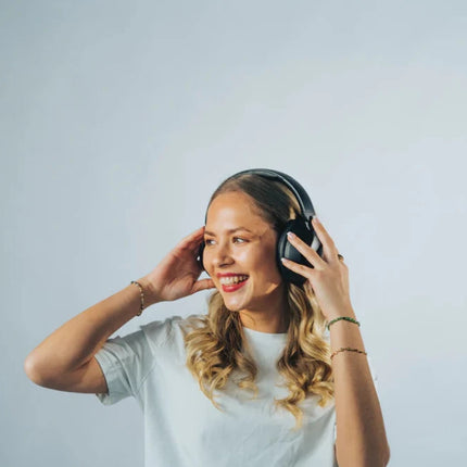 Cupertino RCS rplastic ANC headphone - hospitality