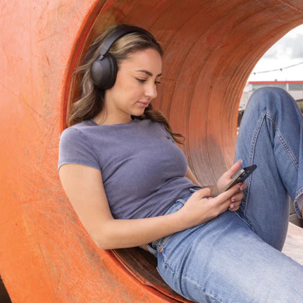 Cupertino RCS rplastic ANC headphone - hospitality
