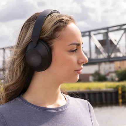 Cupertino RCS rplastic ANC headphone - hospitality
