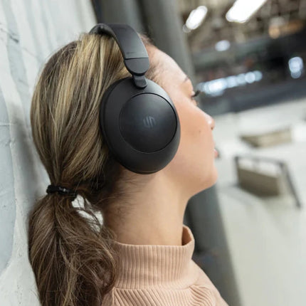 Cupertino RCS rplastic ANC headphone - hospitality