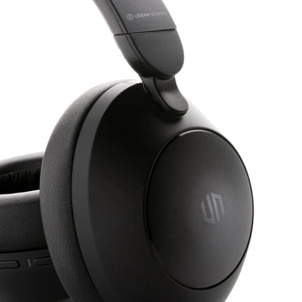 Cupertino RCS rplastic ANC headphone - hospitality