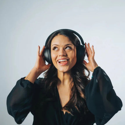 Cupertino RCS rplastic ANC headphone - hospitality