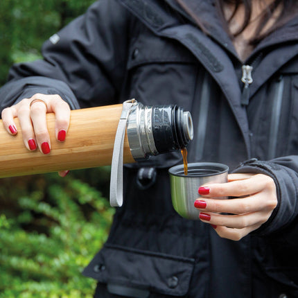 Set of 25 bamboo vacuum travel bottles, 400ml capacity, by Custom Wood Designs, featuring eco-friendly insulated design.
