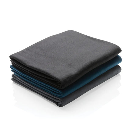 Fleece blanket in pouch - hospitality
