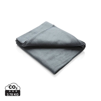 Fleece blanket in pouch - hospitality