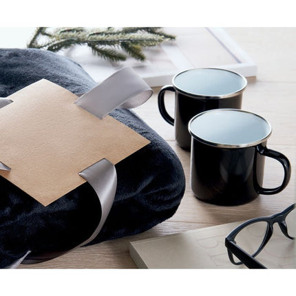 Fleece Blanket & Two Enamel Mugs Gift Set - CWDH