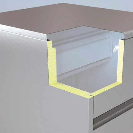 Barmatic air-cooled ice cube maker producing clear ice cubes, with a 28kg container and 47kg daily capacity.