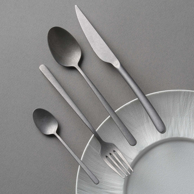 Amarone Vintage dessert spoon by OVE, 184 mm, showcasing a polished stainless steel handle and bowl, designed for elegant dessert service.