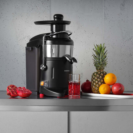 Supreme Pro juice extractor - 700W, 120 kg/h
