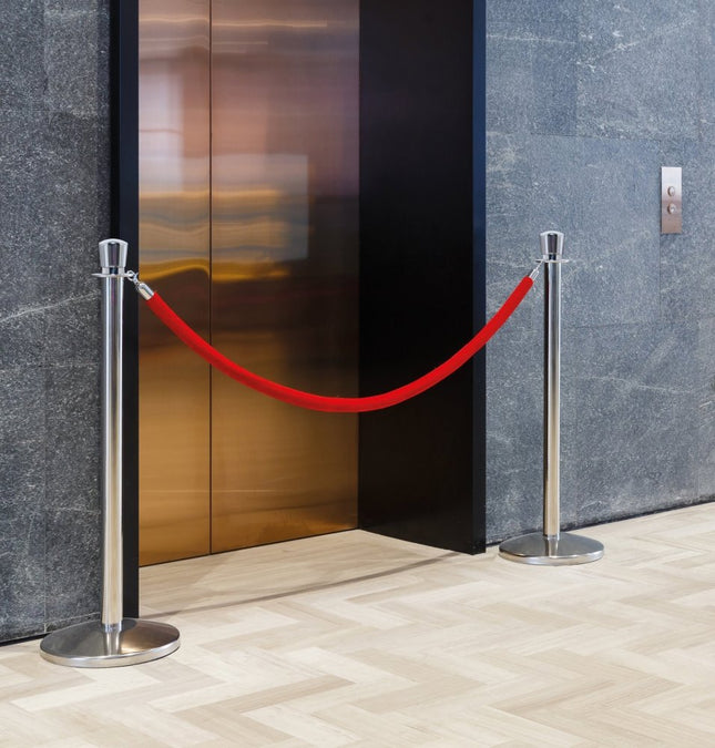 Fourpiece barrier poles with base with 5 ropes - hospitality