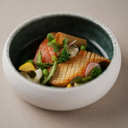 Goro White Green Bowl 140mm - hospitality