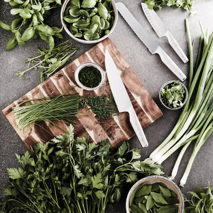 Hattasan Bread Knife From The Atelier Series In Japanese 420J2 Steel For Delicate Slicing - hospitality
