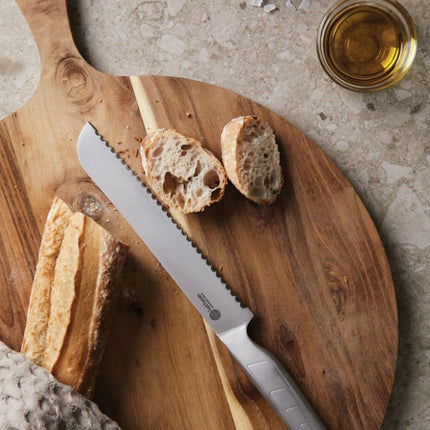 Hattasan Bread Knife From The Atelier Series In Japanese 420J2 Steel For Delicate Slicing - hospitality