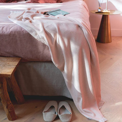 Hisako AWARE™ 4 Seasons towel/blanket 100x180 - hospitality