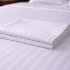 210 TC striped cotton satin / 50x70 cm