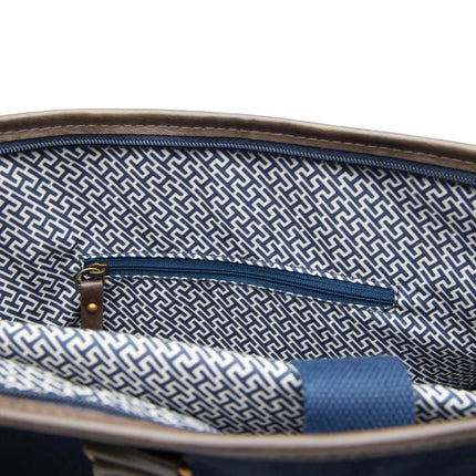 Hunto Atelier Luxe Computer Brief In PU With Brass Accents - hospitality