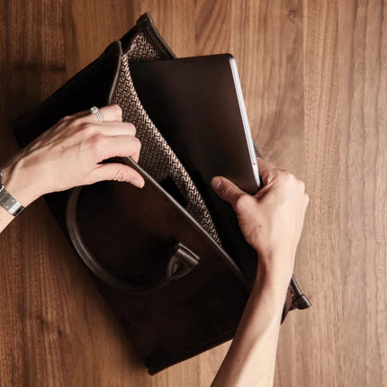 Hunto Atelier Luxe Computer Brief In PU With Brass Accents - hospitality